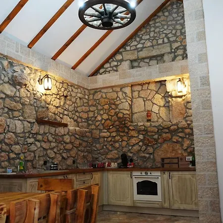 Jokic With Jacuzzi & Seasonal Heated Pool Villa Posusje