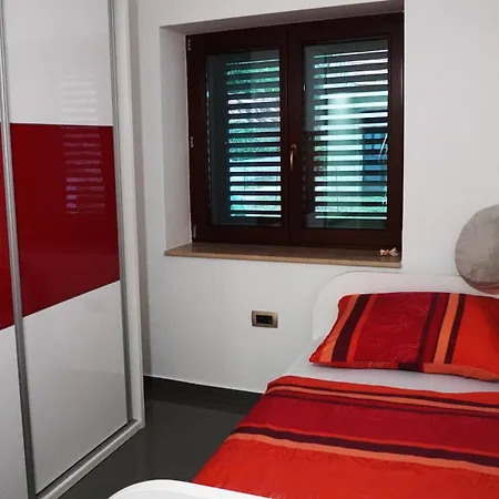 Jokic With Jacuzzi & Seasonal Heated Pool Villa
