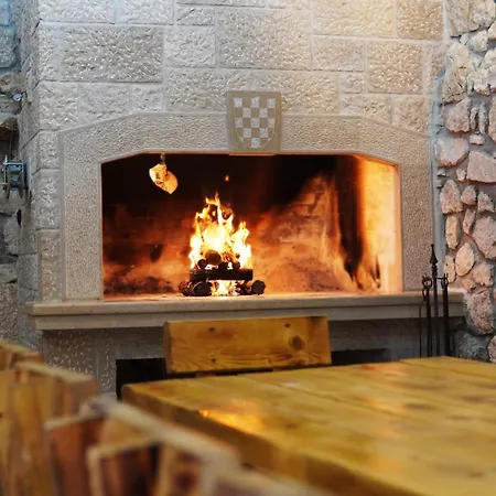 Jokic With Jacuzzi & Seasonal Heated Pool Villa Posusje